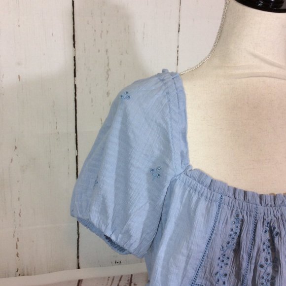 2/$30 ZARA Blue Eyelet Cropped Top Size Medium Short Peasant Crop Top Boho - Picture 4 of 12
